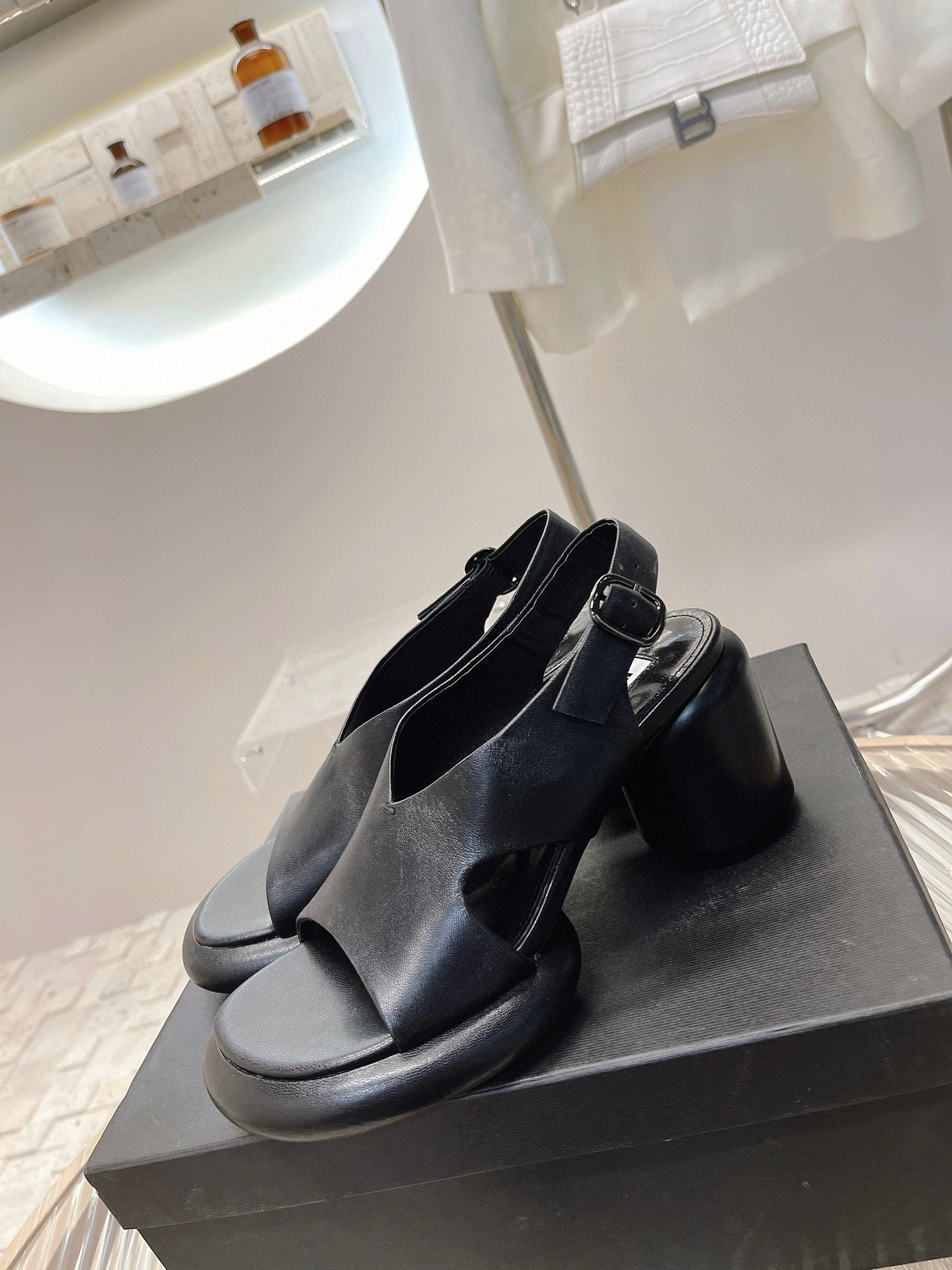 coco--Heel height8cm. 2.5cm 3colour item : B-X034B1361L-3